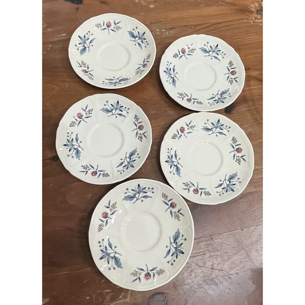 Wedgwood Williamsburg Potpourri 5 Piece Tea/Coffee Saucer Plate
